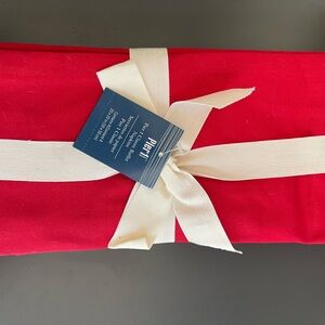 Pier 1 Red Kitchen Linen Set